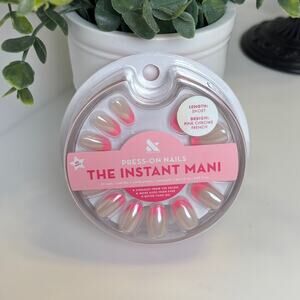 Olive & June Pink Chrome French The Instant Mani Press On Nails Short Length